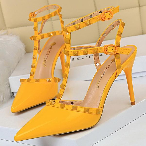 sandals bigtree shoes metal rivets women patent leather high heels rivet hollow summer party lady, Black
sandals bigtree shoes metal rivets women patent leather high heels rivet hollow summer party lady, Black