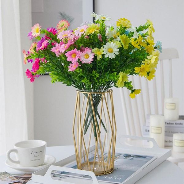 1pc small daisy wedding simulation bouquet artificial silk flower handmade fake plant flowers arrangement window decoration decorative & wre
1pc small daisy wedding simulation bouquet artificial silk flower handmade fake plant flowers arrangement window decoration decorative & wre