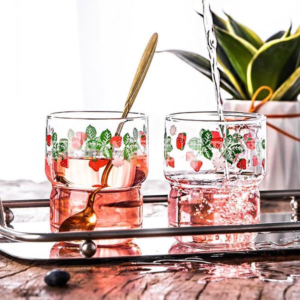 wine glasses 1pcs strawberry printing high borosilicate glass transparent water milk cup heat-resistant drinkware home kitchen supplies
wine glasses 1pcs strawberry printing high borosilicate glass transparent water milk cup heat-resistant drinkware home kitchen supplies
