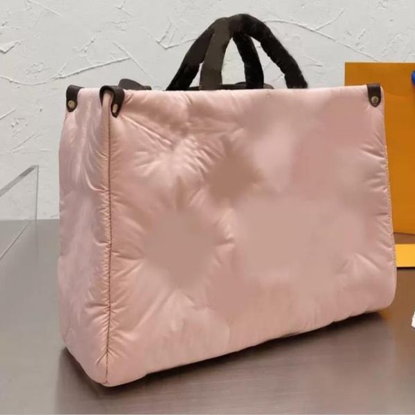 2022 autumn winter feather shopping bags women crossbody handbags purse large capacity light-weight totes travel duffel soft shoulder bag
2022 autumn winter feather shopping bags women crossbody handbags purse large capacity light-weight totes travel duffel soft shoulder bag