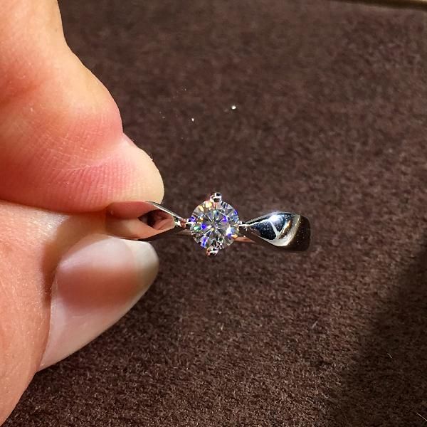 wedding rings luxury female white zircon stone ring classic silver color for women simple bride round thin engagement, Slivery;golden
wedding rings luxury female white zircon stone ring classic silver color for women simple bride round thin engagement, Slivery;golden