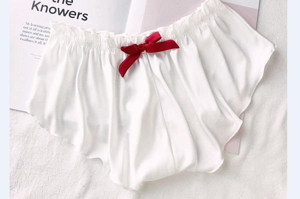 home underwear women short pants satin simulation silk panties briefs leggings ropa interior femenina plus size women's, Black;pink
home underwear women short pants satin simulation silk panties briefs leggings ropa interior femenina plus size women's, Black;pink