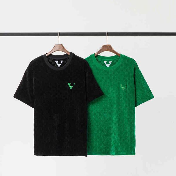 2022 new bv flocking round neck short sleeve jacquard towel embroidered fabric checkerboard three-dimensional pattern loose t, White;black
2022 new bv flocking round neck short sleeve jacquard towel embroidered fabric checkerboard three-dimensional pattern loose t, White;black