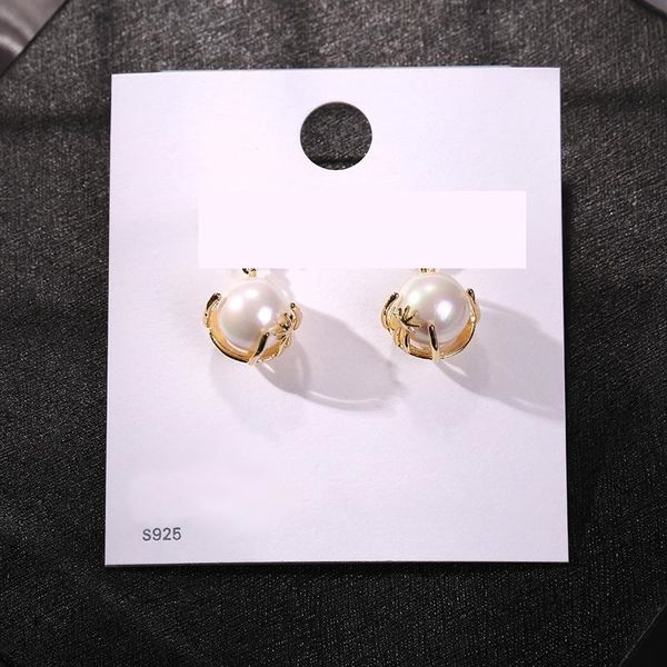 2vZ korean temperament net red advanced sense atmosphere fashion celebrity delicate pearl stud earringsearrings and earringsstar pearl fema, Golden;silver
2vZ korean temperament net red advanced sense atmosphere fashion celebrity delicate pearl stud earringsearrings and earringsstar pearl fema, Golden;silver