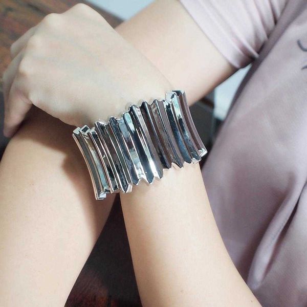 manilai geometric metal big cuff bracelets for women alloy statement bangles bracelets jewelry party accessories irregularity q0717, Black
manilai geometric metal big cuff bracelets for women alloy statement bangles bracelets jewelry party accessories irregularity q0717, Black