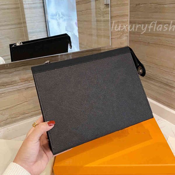 designers clutch bags men and women luxurys handbags 2021 lady classic large capacity brown purses business pouch wash bag
designers clutch bags men and women luxurys handbags 2021 lady classic large capacity brown purses business pouch wash bag