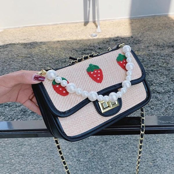 shoulder bags weave square bag pearl tote 2021 summer high-quality pu leather women's designer handbag chain messenger
shoulder bags weave square bag pearl tote 2021 summer high-quality pu leather women's designer handbag chain messenger