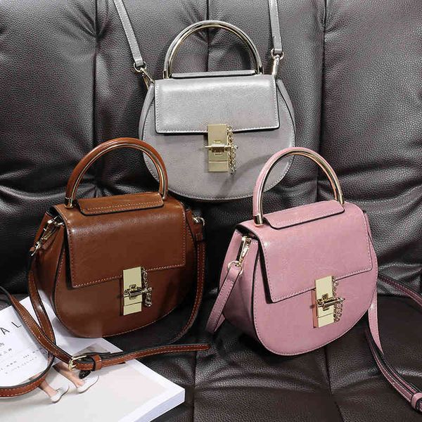 luxury herme handbags and storage way women's saddle cute versatile piggy leather youth one shoulder diagonal
luxury herme handbags and storage way women's saddle cute versatile piggy leather youth one shoulder diagonal