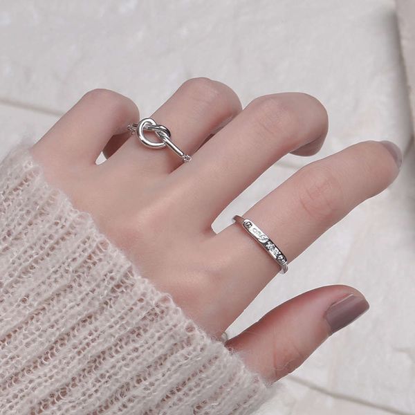 gu maoning love belt buckle female geometric circle brand letter concentric knot pull chain opening ring, Black 
gu maoning love belt buckle female geometric circle brand letter concentric knot pull chain opening ring, Black