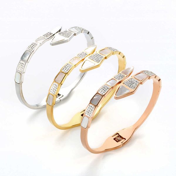 fashion snake shape bracelet cubic zirconia crystal stainless steel bangle for women men couple luxury jewelry q0717, Black
fashion snake shape bracelet cubic zirconia crystal stainless steel bangle for women men couple luxury jewelry q0717, Black