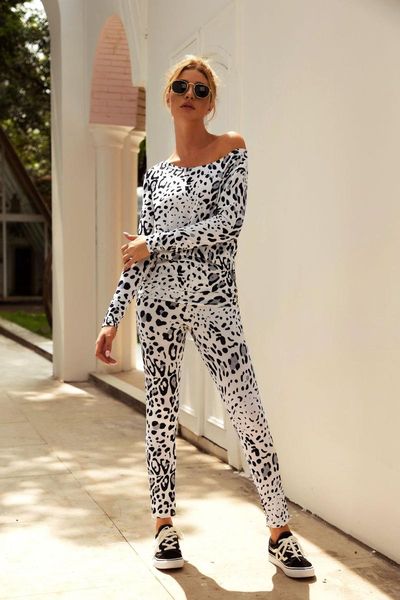 women's tracksuits fashionable women suit long sleeve round neck tight pants with camouflage and cow's patterns spring/autumn casu, Gray
women's tracksuits fashionable women suit long sleeve round neck tight pants with camouflage and cow's patterns spring/autumn casu, Gray