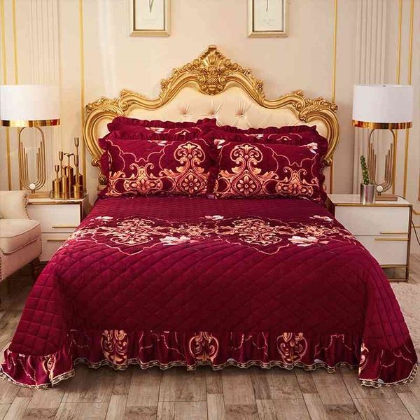 multi color dark red floral printed bed cover super soft velvet quilted bedspread with pillow shams 96"x98",96"x106" 3/5
multi color dark red floral printed bed cover super soft velvet quilted bedspread with pillow shams 96"x98",96"x106" 3/5