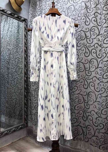 dresses autumn celebrity style women v-neck vintage ink paiting prints buttons front long sleeve belt, Black;gray
dresses autumn celebrity style women v-neck vintage ink paiting prints buttons front long sleeve belt, Black;gray