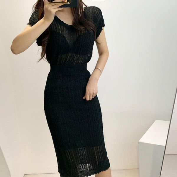 two piece dress elegant women's knitted set 2021 summer v neck short sleeve pullover and elastic waist midi pencil skirt suits, White
two piece dress elegant women's knitted set 2021 summer v neck short sleeve pullover and elastic waist midi pencil skirt suits, White