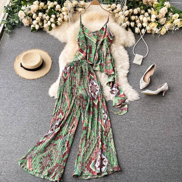 women's tracksuits 2021 summer women 2-piece sets french vintage temperament female chiffon ruffle print design sling pleated wide-leg, Gray
women's tracksuits 2021 summer women 2-piece sets french vintage temperament female chiffon ruffle print design sling pleated wide-leg, Gray