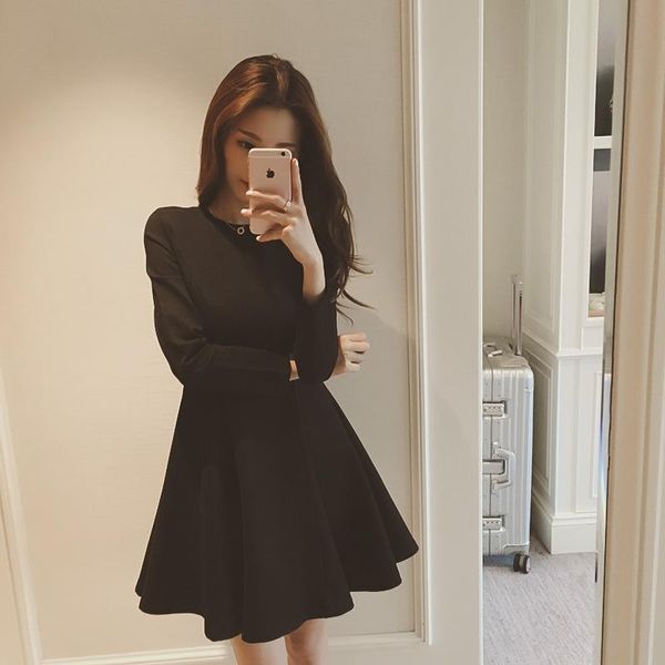 casual dresses 2021 autumn korean classic hepburn little black dress thin long sleeved air cotton a word female backing slim, Black;gray
casual dresses 2021 autumn korean classic hepburn little black dress thin long sleeved air cotton a word female backing slim, Black;gray