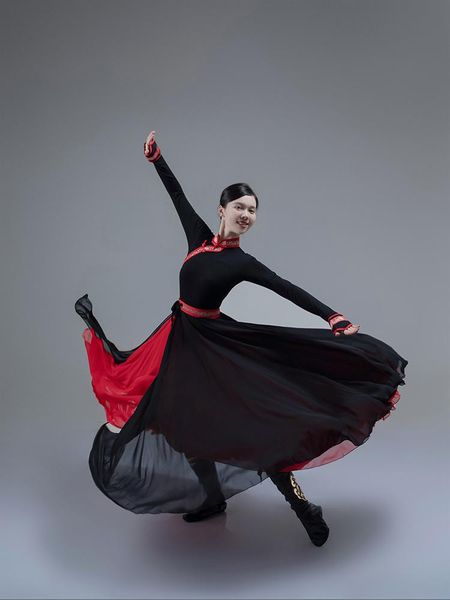 ethnic clothing mongolian dance costumes female stage opening big swing skirt minority practice, Red
ethnic clothing mongolian dance costumes female stage opening big swing skirt minority practice, Red