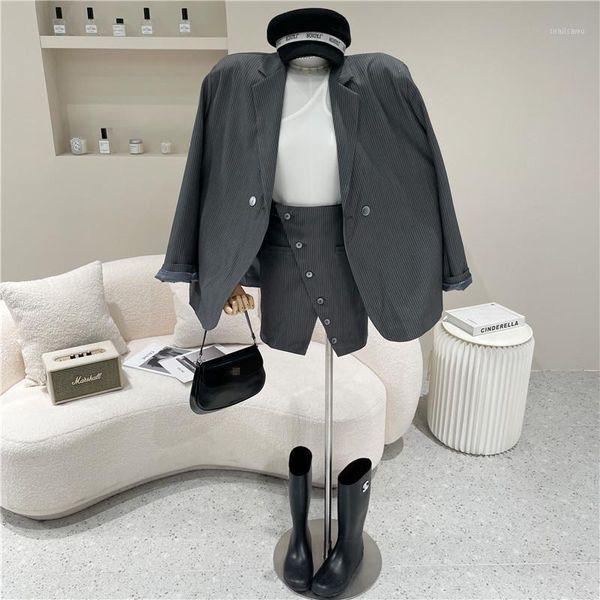 women's two piece pants set spring summer 2021 fashion vertical stripe suit coat + design slant breasted high waist split skirt, White
women's two piece pants set spring summer 2021 fashion vertical stripe suit coat + design slant breasted high waist split skirt, White