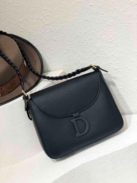 wholesale 2021 female large single shoulder bag capacity niche design soft leather fashion small square bag luxurys designe luxurys designer
wholesale 2021 female large single shoulder bag capacity niche design soft leather fashion small square bag luxurys designe luxurys designer