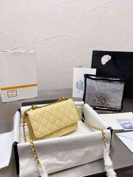 evening bags shoulder bag yellow ladies fashion casual all-match leather soft gold chain shoulder strap high-quality leisure trave
evening bags shoulder bag yellow ladies fashion casual all-match leather soft gold chain shoulder strap high-quality leisure trave