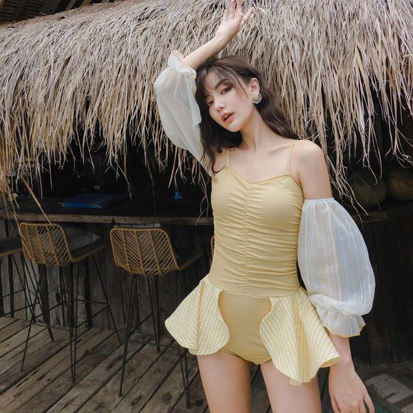 korean one piece swimwear bikini ladies thong swimsuit fused women yellow lace bathing suit beach female may one-piece suits
korean one piece swimwear bikini ladies thong swimsuit fused women yellow lace bathing suit beach female may one-piece suits