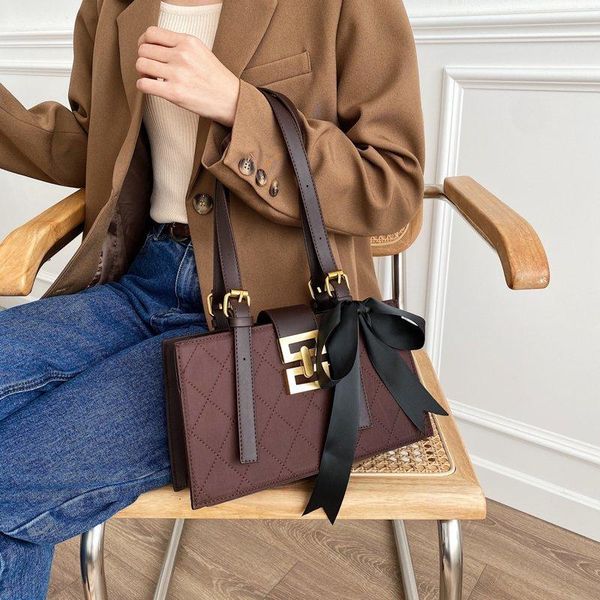 shoulder bags 2021 for women handbag women's fashion messenger bag all-match female crossbody
shoulder bags 2021 for women handbag women's fashion messenger bag all-match female crossbody