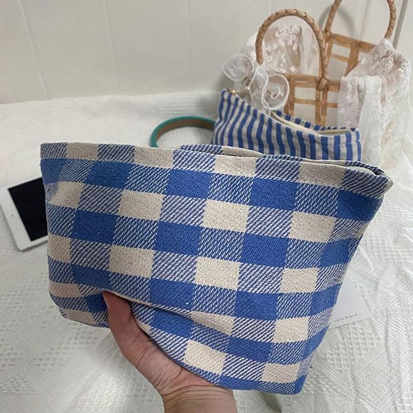storage bags zip bag home organizer portable cosmetic large capacity multifunctional makeup organiser for women
storage bags zip bag home organizer portable cosmetic large capacity multifunctional makeup organiser for women
