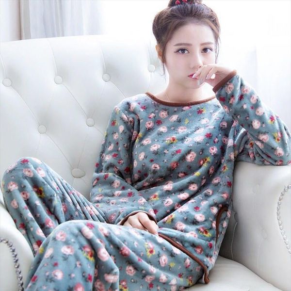 winter thick warm flannel pajamas womens sleepwears casual cute cartoon coral fleece long sleeved trousers suit home service, Black;red
winter thick warm flannel pajamas womens sleepwears casual cute cartoon coral fleece long sleeved trousers suit home service, Black;red