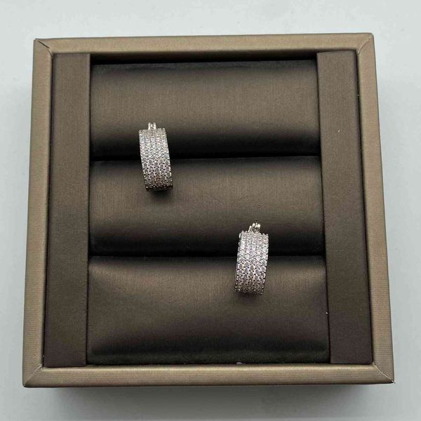 special offer 2021 luxury designer jewelry / new silver inlaid full diamond simple fashion ins style korean earrings female 925 needle
special offer 2021 luxury designer jewelry / new silver inlaid full diamond simple fashion ins style korean earrings female 925 needle