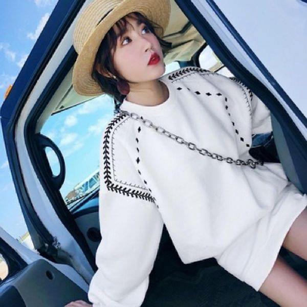 two piece dress yoso fat sister models fall suit loose large size women by age was thin sweater embroidered two-piece skirt, White
two piece dress yoso fat sister models fall suit loose large size women by age was thin sweater embroidered two-piece skirt, White