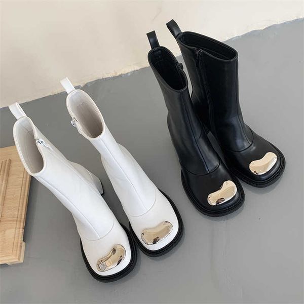 british style short barrel martin boots 2021 autumn thick heel middle fairy fashion side zipper, Black
british style short barrel martin boots 2021 autumn thick heel middle fairy fashion side zipper, Black