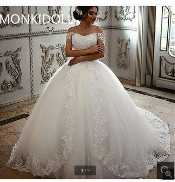 robe de soiree white tulle ball gown wedding dresses lace appliques off the shoulder princess puffy long bride dress beaded v neck court tra
robe de soiree white tulle ball gown wedding dresses lace appliques off the shoulder princess puffy long bride dress beaded v neck court tra