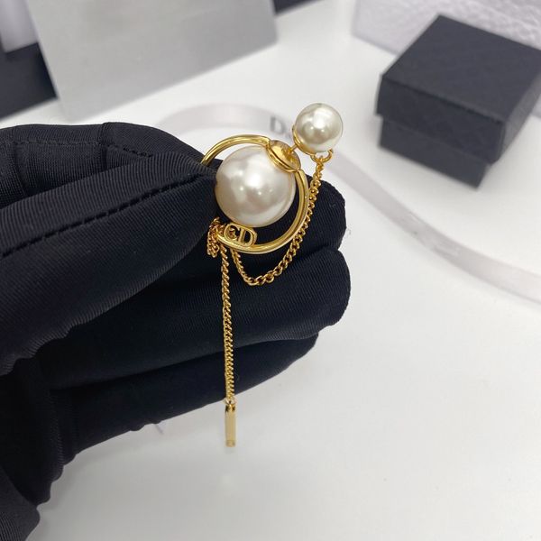 luxury jewelry parents' pearl letter female net red star round tassel back hanging earrings, Golden
luxury jewelry parents' pearl letter female net red star round tassel back hanging earrings, Golden