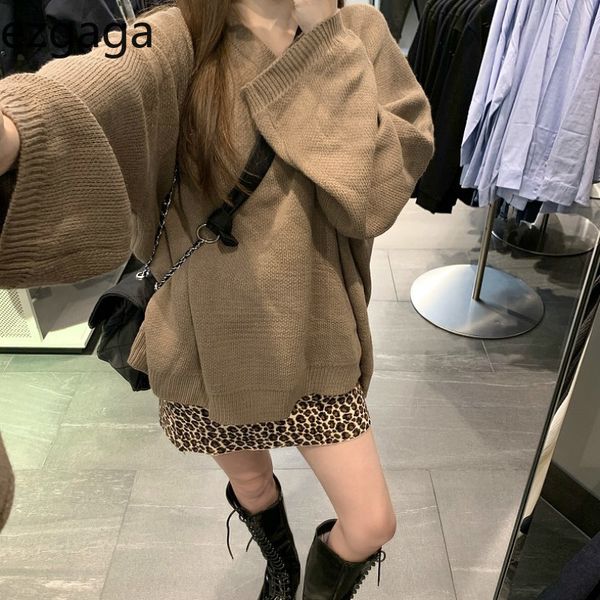 ezgaga two piece set women loose v-neck knitted sweater pullover and leopard mini skirts streetwear jumper fashion outfits 210430, White
ezgaga two piece set women loose v-neck knitted sweater pullover and leopard mini skirts streetwear jumper fashion outfits 210430, White