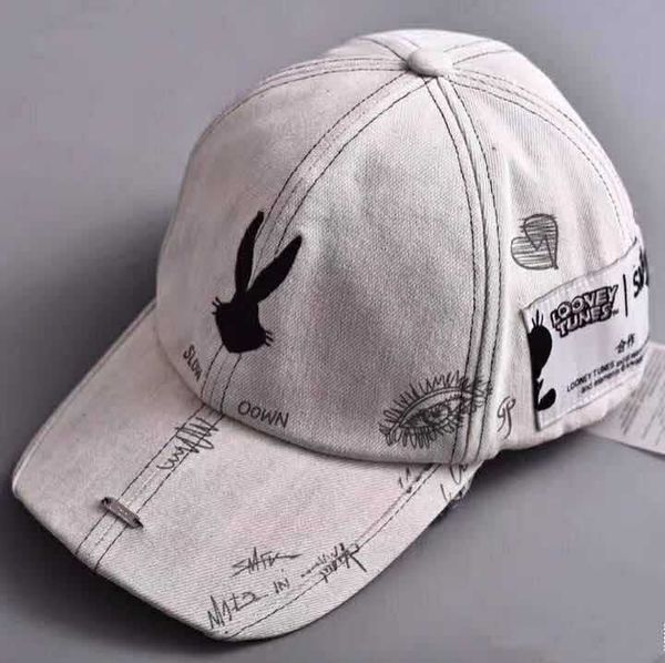 tiktok embroidered peaked cap, many stars yang mi, guan xiaotong, tang yixin, and the same brother with a cap and a voice., Blue;gray
tiktok embroidered peaked cap, many stars yang mi, guan xiaotong, tang yixin, and the same brother with a cap and a voice., Blue;gray