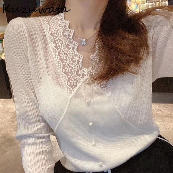 women's t-shirt sweet elegant lace patchwork v neck knit spring autumn bottoming tee chic exquisite button women t shirts, White
women's t-shirt sweet elegant lace patchwork v neck knit spring autumn bottoming tee chic exquisite button women t shirts, White