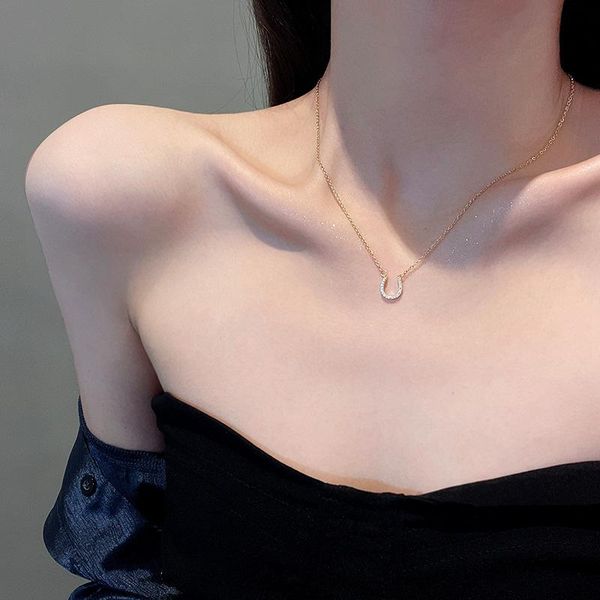 chains 2021 trend u-shaped alloy pendant necklace for women korean fashion jewelry simple party christmas gift girl chain, Silver
chains 2021 trend u-shaped alloy pendant necklace for women korean fashion jewelry simple party christmas gift girl chain, Silver