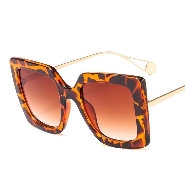 square sunglasses blackout thickened large frame uv400 men's and women's, White;black
square sunglasses blackout thickened large frame uv400 men's and women's, White;black