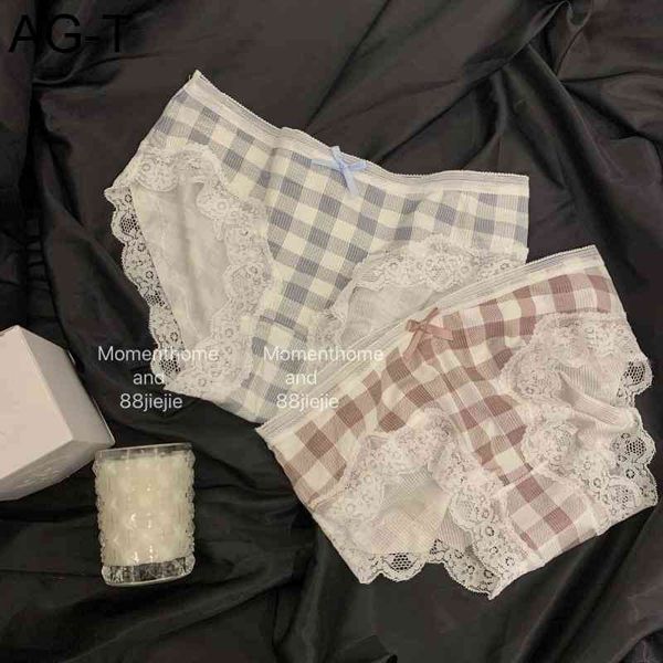 new girl's plaid lace ee underwear women's mid low waist cotton crotch breathable hip lifting briefs, Black;pink
new girl's plaid lace ee underwear women's mid low waist cotton crotch breathable hip lifting briefs, Black;pink