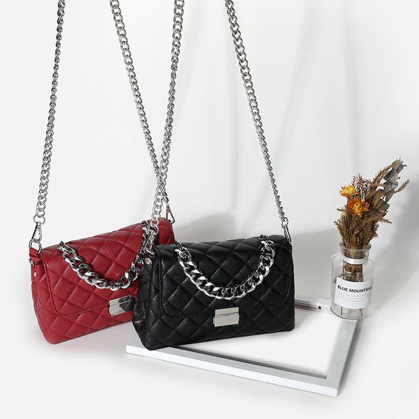 luxury handbags women messenger bags designer female totes small bolsas ladies crossbody chain bag diamond lattice shoulder bag 
luxury handbags women messenger bags designer female totes small bolsas ladies crossbody chain bag diamond lattice shoulder bag