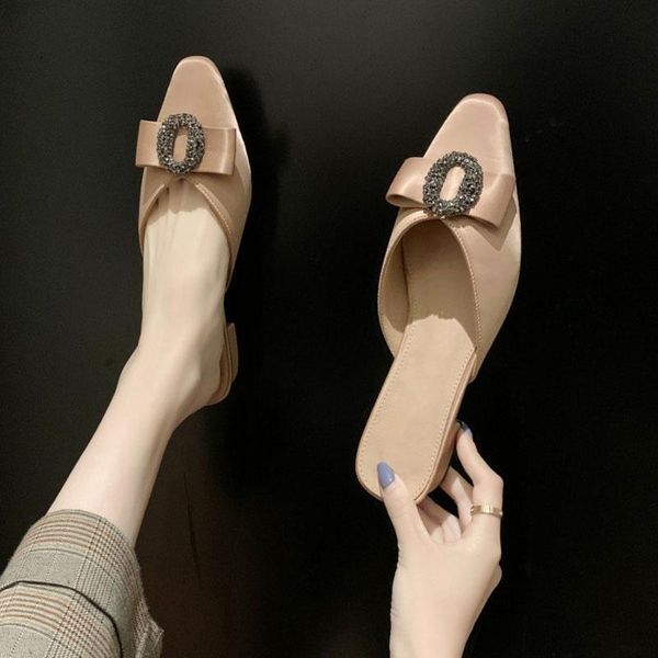 summer women slippers black satin low square heels fashion dress shining round rhinestone with bow ladies shoes party
summer women slippers black satin low square heels fashion dress shining round rhinestone with bow ladies shoes party