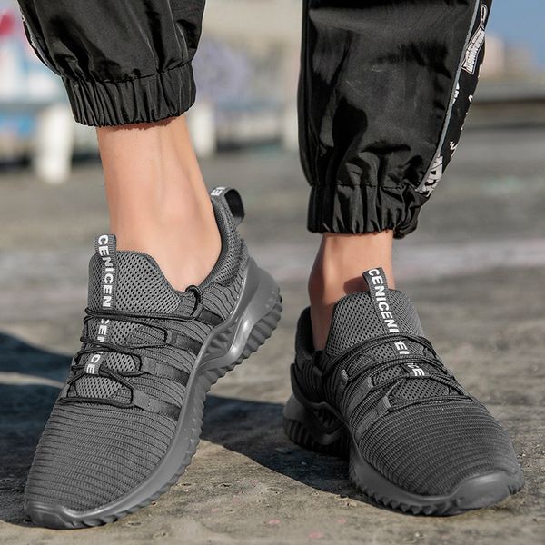 2021 mens womens knit running sport shoes triple black breathable comfortable couples outdoor trainers sneakers big size 35-46 y-h1503
2021 mens womens knit running sport shoes triple black breathable comfortable couples outdoor trainers sneakers big size 35-46 y-h1503