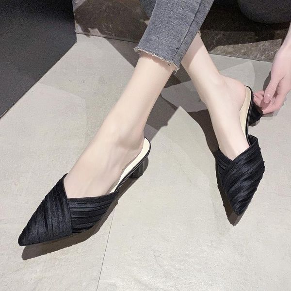 slippers 2021 summer women's outer wear chunky heel shoes women closed toe pleated vamp pointed high muller half a567, Black
slippers 2021 summer women's outer wear chunky heel shoes women closed toe pleated vamp pointed high muller half a567, Black