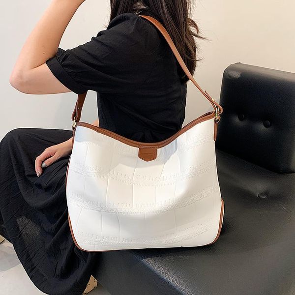 evening bags large capacity fashion shoulder for women 2021latest style underarm bag all-match messenger totes
evening bags large capacity fashion shoulder for women 2021latest style underarm bag all-match messenger totes