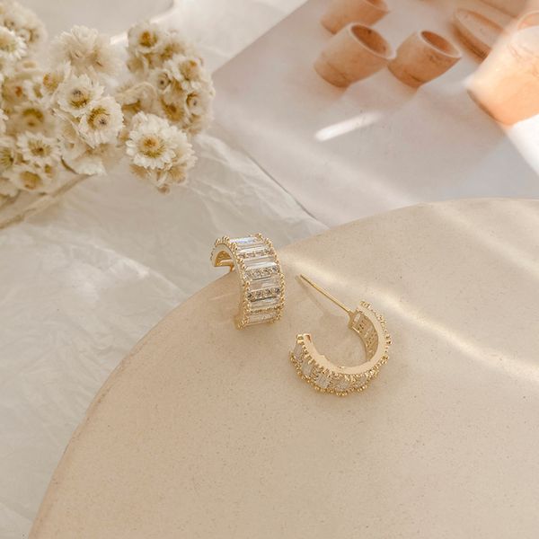temperament korean silver needle half circle c-type earrings ins minority simple cold wind 14k gold earrings, Golden
temperament korean silver needle half circle c-type earrings ins minority simple cold wind 14k gold earrings, Golden