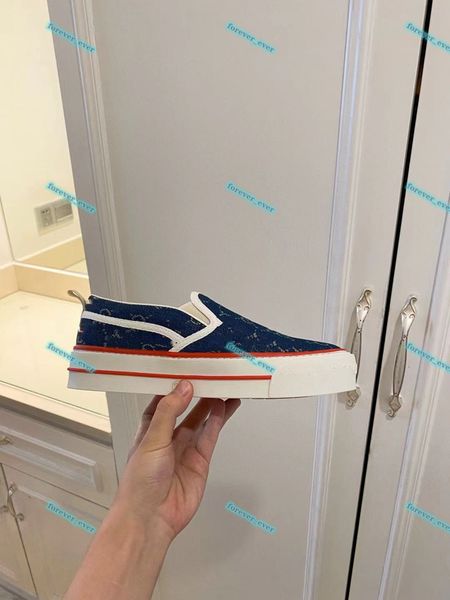 tennis 1977 slip-on women shoe white blue pink vintage trainers womans canvas casual shoes ace luxurys designers sneakers, Black
tennis 1977 slip-on women shoe white blue pink vintage trainers womans canvas casual shoes ace luxurys designers sneakers, Black