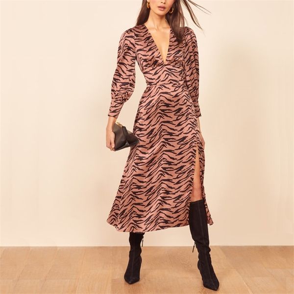 autumn women dress casual striped v-neck long-sleeved slim vestidos 210430, Black;gray
autumn women dress casual striped v-neck long-sleeved slim vestidos 210430, Black;gray