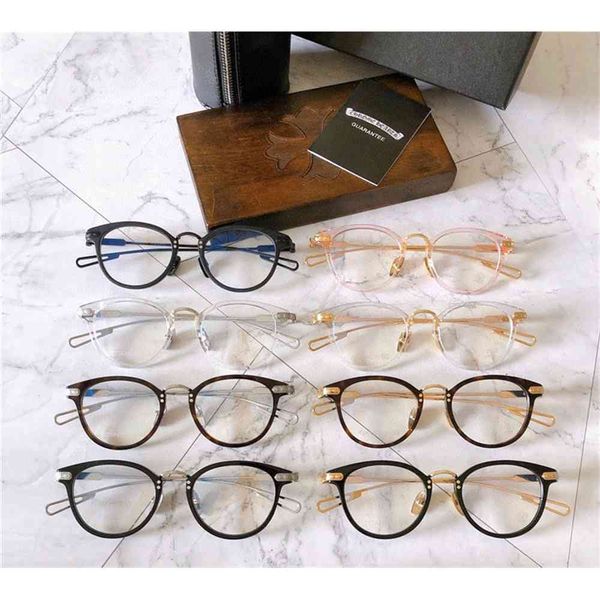 80% off store online new glasses in 2021, White;black 
80% off store online new glasses in 2021, White;black