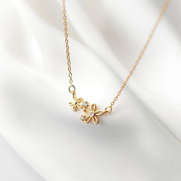 new exquisite sterling silver floret necklace shiny zircon flower pendant necklaces girl wedding gift fine jewelry accessories
new exquisite sterling silver floret necklace shiny zircon flower pendant necklaces girl wedding gift fine jewelry accessories