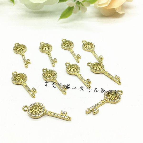 copper casting zircon environmental protection copper jewelry key pendant sweater chain women's clavicle necklace pendant, Black
copper casting zircon environmental protection copper jewelry key pendant sweater chain women's clavicle necklace pendant, Black